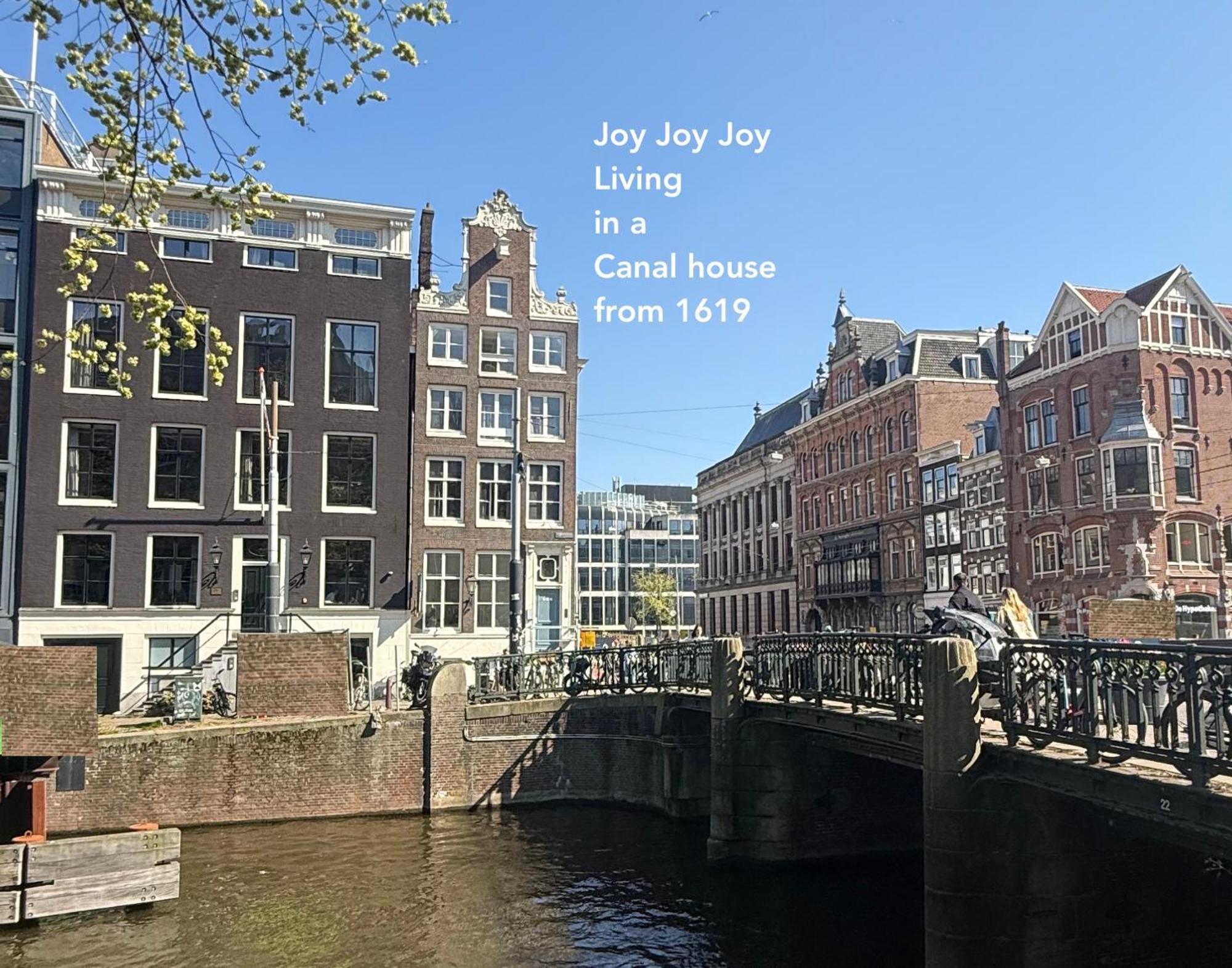 Two Bedroom Apartment In Historic Canalhouse From 1618 - City Centre Amsterdam Exterior photo